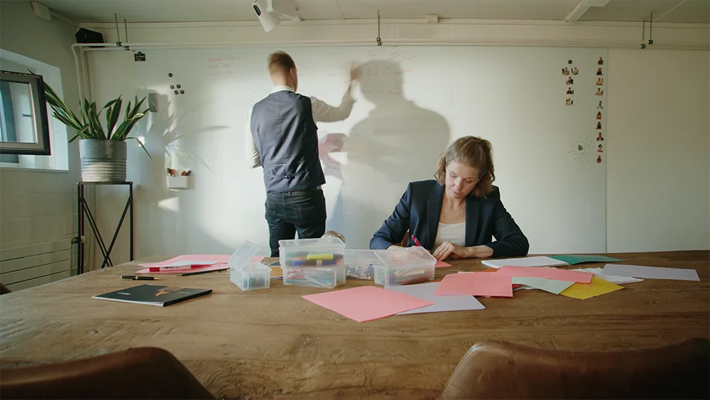 Szene aus dem Imagefilm für PageUp Communications während der Konzeptarbeit